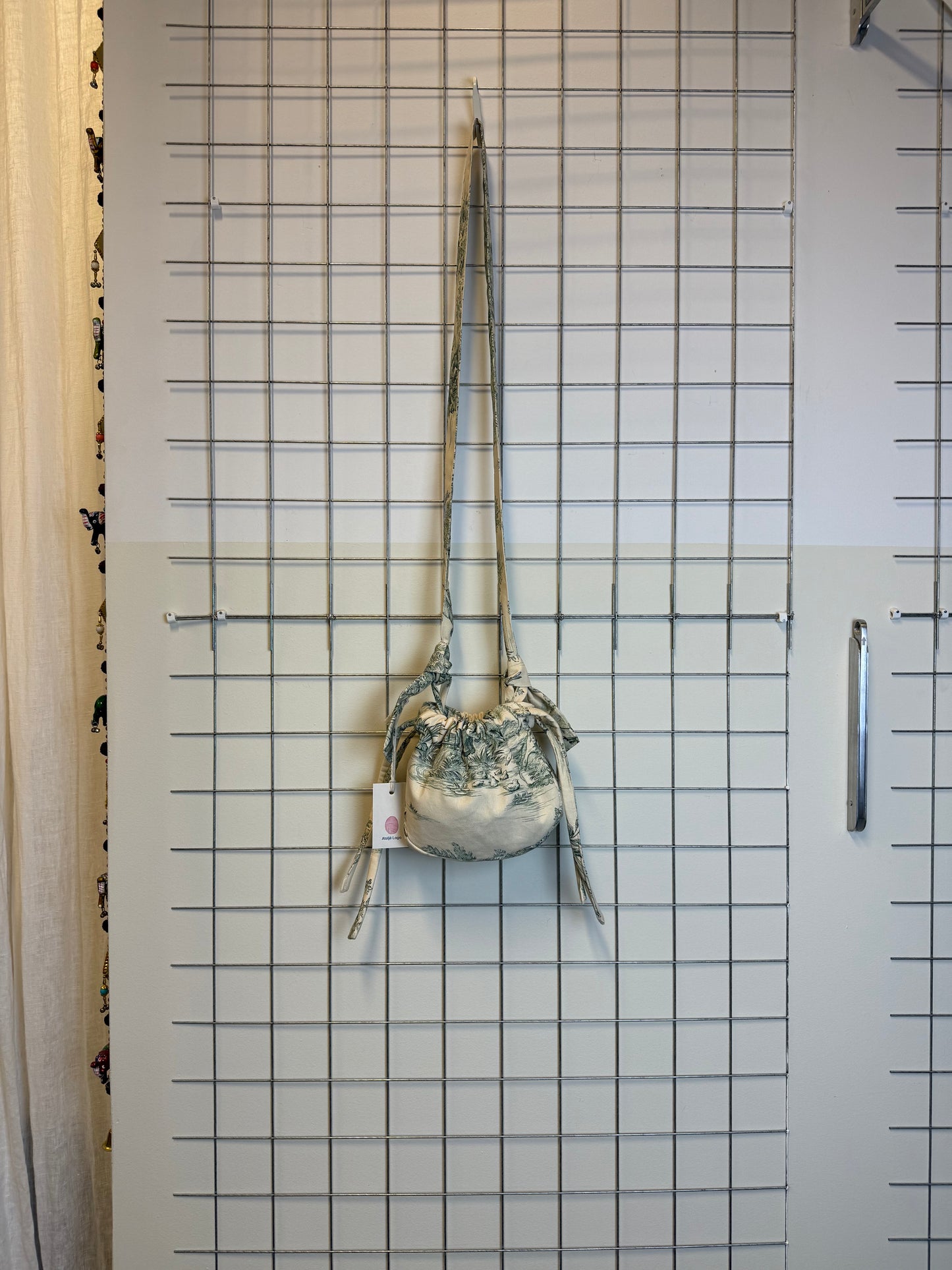 Lolita bag in canvas fabric  (joy de toile)